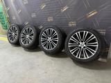 Оригинальные диски с зимней резиной R18 за 250 000 тг. в Алматы – фото 2