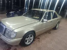 Mercedes-Benz E-Class, 1990