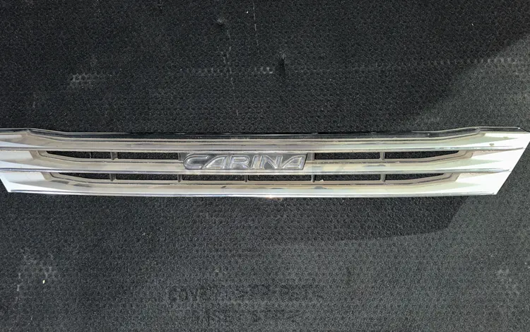 Решётка радиатора Toyota Carina ST210 оригинал из Японии за 15 000 тг. в Караганда