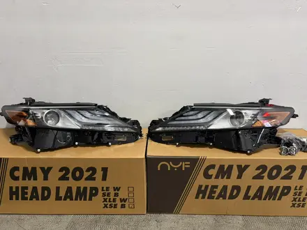 Фара на Toyota Camry 70 за 30 000 тг. в Алматы