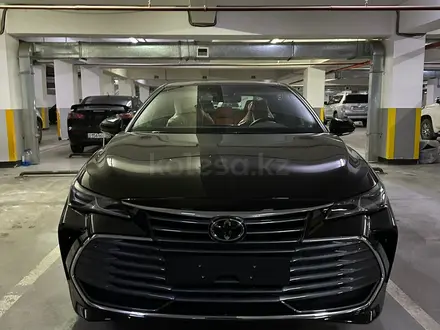 Toyota Avalon 2022 года за 23 500 000 тг. в Алматы