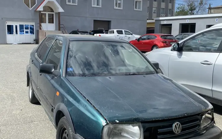 Volkswagen Vento 1995 года за 650 000 тг. в Атырау