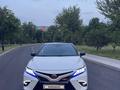 Toyota Camry 2020 года за 18 000 000 тг. в Шымкент – фото 13