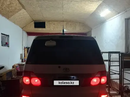 Toyota Alphard 2003 года за 6 200 000 тг. в Уральск – фото 4