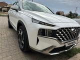 Hyundai Santa Fe 2023 года за 18 200 000 тг. в Уральск – фото 2