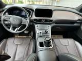 Hyundai Santa Fe 2023 года за 18 200 000 тг. в Уральск – фото 5