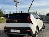 Hyundai Bayon 2023 года за 11 800 000 тг. в Тараз – фото 2