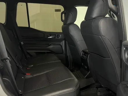 Toyota Land Cruiser Prado Luxe+ 2024 года за 41 590 000 тг. в Астана – фото 7