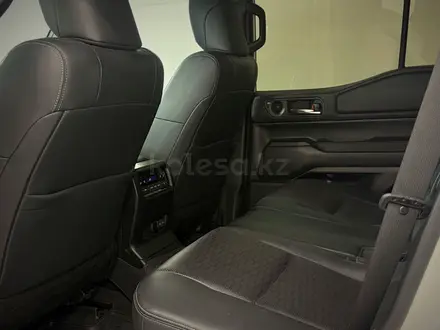 Toyota Land Cruiser Prado Luxe+ 2024 года за 41 590 000 тг. в Астана – фото 11