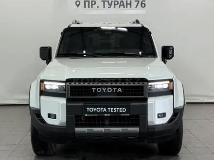 Toyota Land Cruiser Prado Luxe+ 2024 года за 41 590 000 тг. в Астана – фото 5