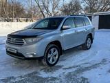 Toyota Highlander 2013 года за 12 000 000 тг. в Павлодар