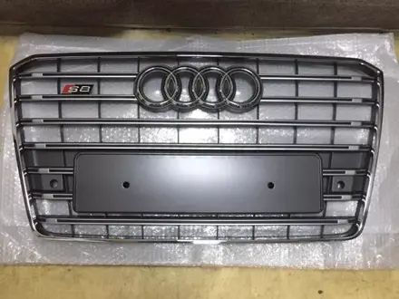 Решетка радиатора Audi s8 d4 рестайлинг за 150 000 тг. в Алматы