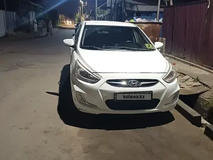 Hyundai Accent 2013 года за 5 200 000 тг. в Алматы – фото 2