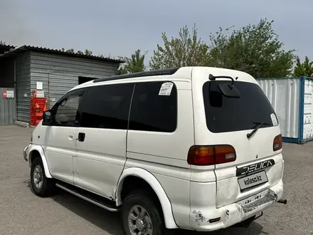 Mitsubishi Delica 1995 года за 1 950 000 тг. в Алматы – фото 4