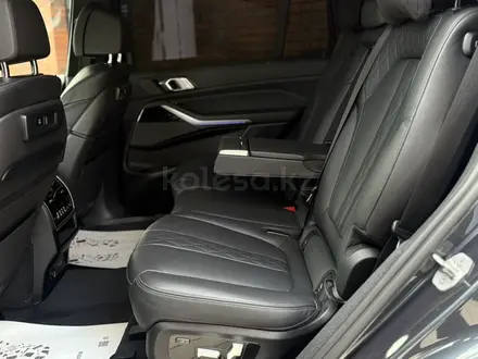 BMW X7 2021 года за 45 900 000 тг. в Астана – фото 24