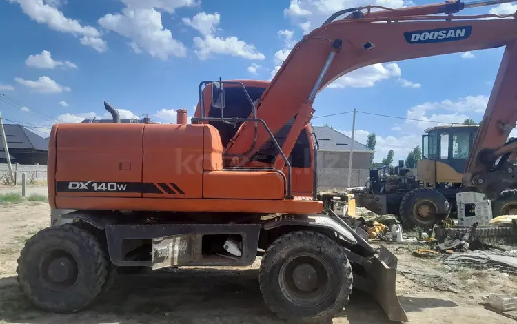 Doosan  DX140W 2010 года за 25 000 000 тг. в Шымкент