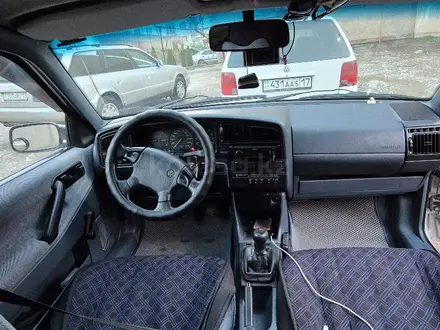 Volkswagen Passat 1993 года за 2 650 000 тг. в Шымкент – фото 12