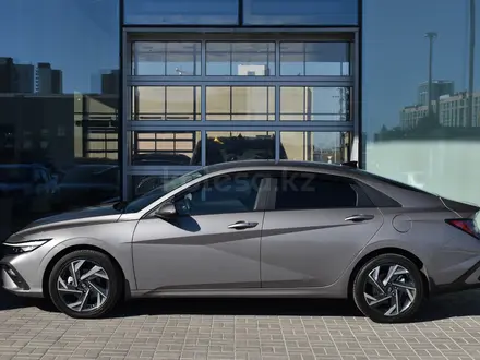 Hyundai Elantra Elegance 2025 года за 8 590 000 тг. в Астана – фото 2