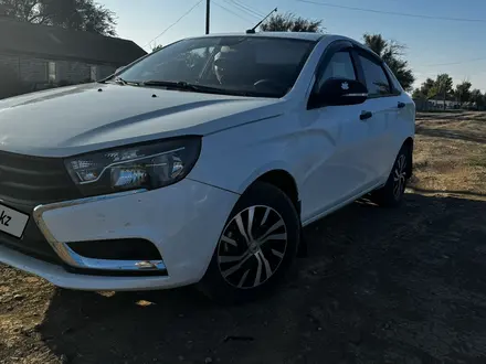 ВАЗ (Lada) Vesta 2021 года за 5 354 545 тг. в Уральск – фото 2