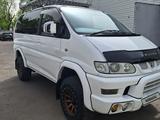 Mitsubishi Delica 1997 годаүшін8 500 000 тг. в Алматы – фото 2