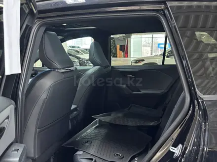 Toyota RAV4 Luxe+ 2026 года за 30 700 000 тг. в Семей – фото 14
