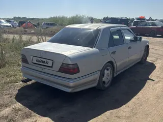 Mercedes-Benz E 280