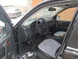 Mercedes-Benz ML 320 2001 года за 4 100 000 тг. в Атырау – фото 2