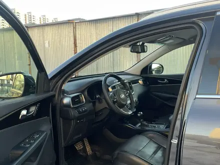 Kia Sorento 2015 года за 9 400 000 тг. в Астана – фото 9