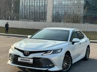 Toyota Camry 2020 года за 14 500 000 тг. в Алматы