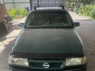 Opel Vectra, 1995