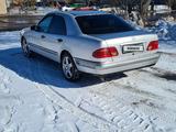 Mercedes-Benz E 230 1998 года за 2 700 000 тг. в Астана – фото 5