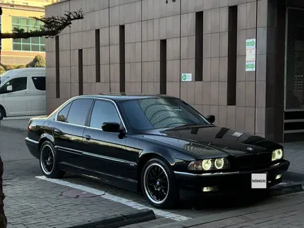 BMW 740 1999 года за 3 480 000 тг. в Алматы – фото 11