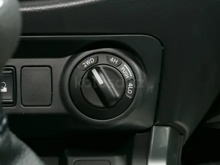 Nissan Navara 2024 года за 9 115 000 тг. в Алматы – фото 16