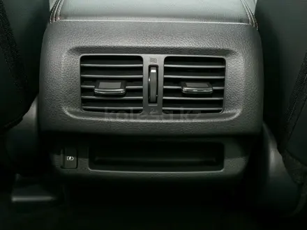 Nissan Navara 2024 года за 9 115 000 тг. в Алматы – фото 17