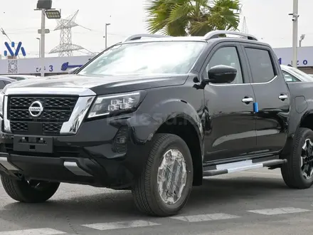 Nissan Navara 2024 года за 9 115 000 тг. в Алматы – фото 3
