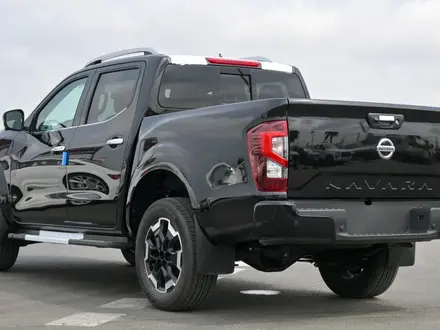 Nissan Navara 2024 года за 9 115 000 тг. в Алматы – фото 20