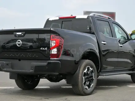 Nissan Navara 2024 года за 9 115 000 тг. в Алматы – фото 22