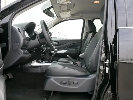 Nissan Navara 2024 года за 9 115 000 тг. в Алматы – фото 8