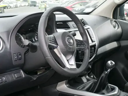 Nissan Navara 2024 года за 9 115 000 тг. в Алматы – фото 9