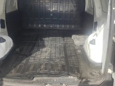 ВАЗ (Lada) Largus (фургон) 2015 года за 4 300 000 тг. в Алматы – фото 12