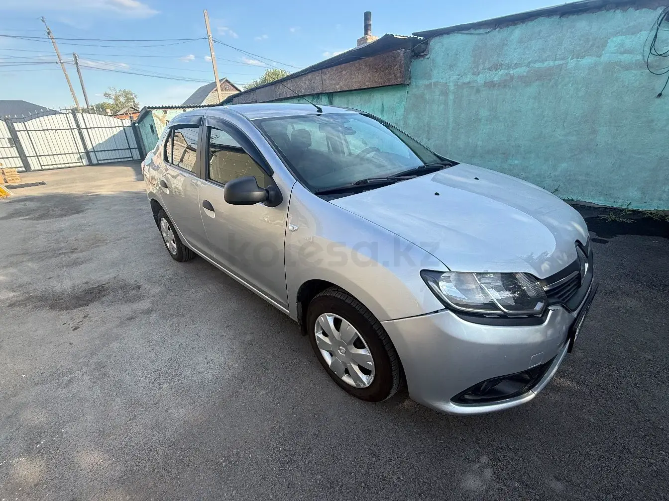 Renault Logan, 2015