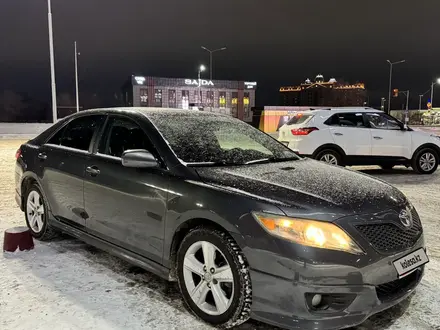 Toyota Camry 2010 года за 5 250 000 тг. в Актобе – фото 4