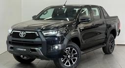 Toyota Hilux Prestige 2025 года за 32 200 000 тг. в Астана