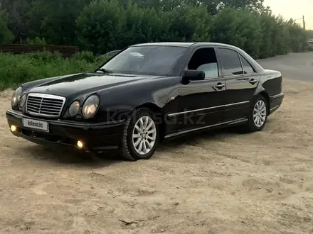 Mercedes-Benz E 430 1998 года за 3 000 000 тг. в Алматы – фото 4