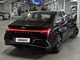 Hyundai Elantra 2024 года за 8 799 000 тг. в Алматы – фото 2