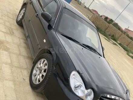 Hyundai Sonata 2003 года за 3 000 000 тг. в Актау – фото 12