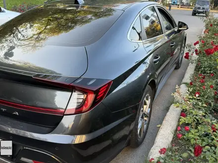 Hyundai Sonata 2021 года за 8 700 000 тг. в Алматы – фото 4