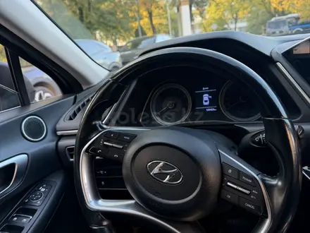 Hyundai Sonata 2021 года за 8 700 000 тг. в Алматы – фото 6