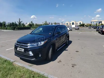 Toyota Highlander 2018 года за 18 000 000 тг. в Астана – фото 7