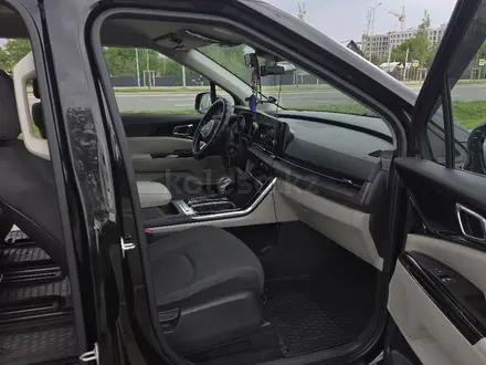 Kia Carnival 2023 года за 18 500 000 тг. в Алматы – фото 12